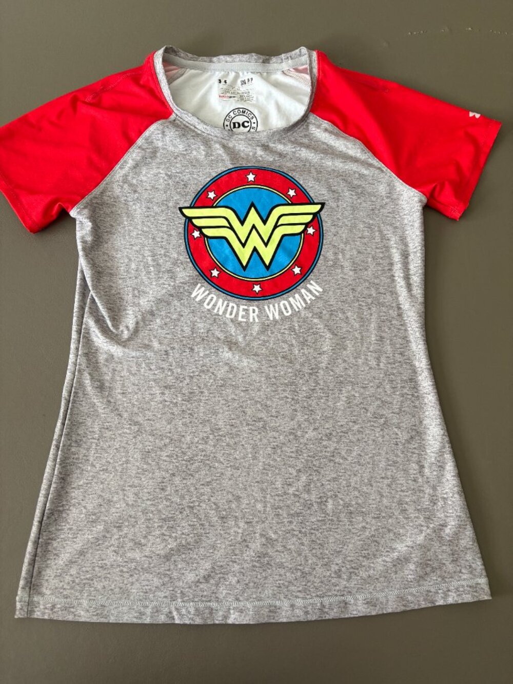 Wonder Woman Workout Tee | Size Small
